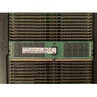 Samsung M393A2G40DB1-CRC4Q 16GB DDR4-2400 PC4-19200T-R 2Rx4 CL17 1.2V ECC RDIMM