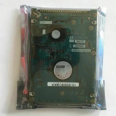 Fujitsu 80 GB IDE PATA Internal 2,5 Zoll MHW2080AT Laptop Festplatte Hard Disk