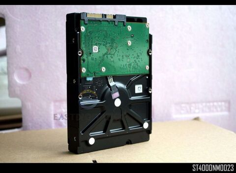 Seagate Constellation ES.3 4TB 7.2K 3.5" SAS 9ZM270 Hard Drive ST4000NM0023 Seagate Constellation ES.3 4TB 7.2K 3.5" SAS 9ZM270 Hard Drive ST4000NM0023