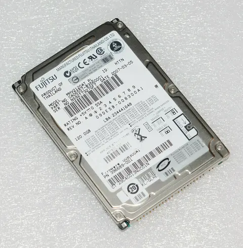 Fujitsu 120GB 2.5" 5400U rpm IDE PATA MHV2120AH Laptop Festplatte HDD